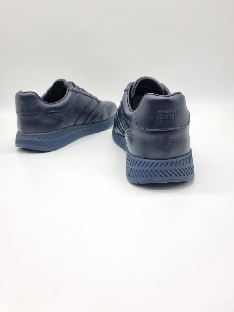 Мужские кожаные кроссовки Hugo Boss 2022-2023 темно-синие