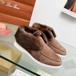 Женские лоферы Loro Piana 2022 замшевые коричневые зимние с мехом