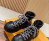Женские зимние ботинки Louis Vuitton 2022 черные кожаные
