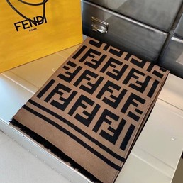 Шарф Fendi из шерсти бежевый