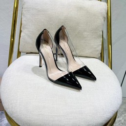 Женские лакированные туфли Gianvito Rossi черные кожаные