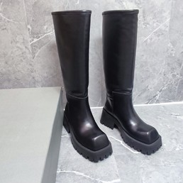 Женские сапоги Balenciaga 2022-2023 черные кожаные