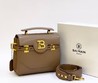 Женская сумка Balmain 23x21 светло-коричневая кожаная
