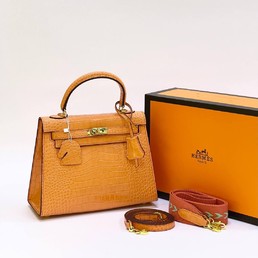 Женская сумка Hermes оранжевая 25x18 кожаная