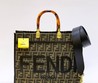 Сумка Fendi зеленая с орнаментом текстильная