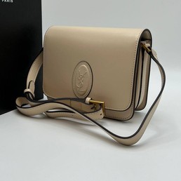 Женская сумка Yves Saint Laurent 19х16 кремовая кожаная