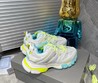 Женские кроссовки Balenciaga 2022 белые с бирюзовой подошвой