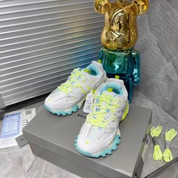 Женские кроссовки Balenciaga 2022 белые с бирюзовой подошвой