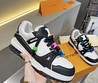 Кроссовки женские Louis Vuitton LV Trainer белые с черным кожаные