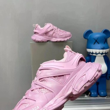 Женские кроссовки Balenciaga TRACK SNEAKER 2022-2023 розовые