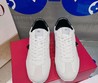 Женские кожаные кроссовки Valentino Garavani 2022-2023 белые с черным