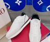 Женские кожаные кроссовки Valentino Garavani 2022-2023 белые с черным