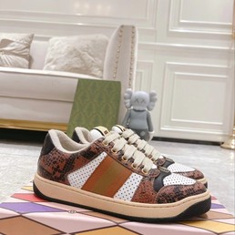 Женские кожаные кроссовки Gucci 2022-2023 коричневые с белым