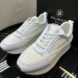 Женские кроссовки Balmain 2022-2023 белые комбинированные