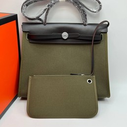Женская кожаная сумка Hermes 2022-2023 зеленая 31х26