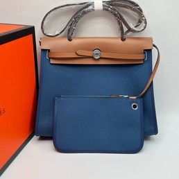 Женская кожаная сумка Hermes 2022-2023 синяя 31х26