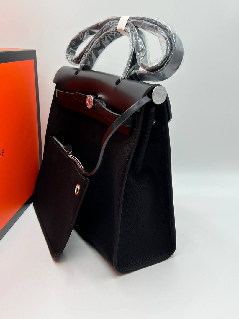 Женская кожаная сумка Hermes 2022-2023 черная 31х26