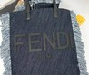 Женская тканевая сумка Fendi 2022-2023 джинсовая 40х35