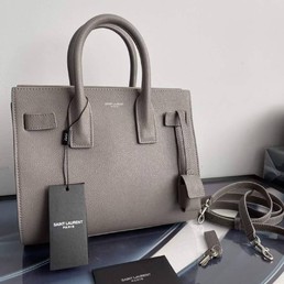 Кожаная сумка Yves Saint Laurent 2022-2023 серая 31х25