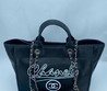 Кожаная сумка Chanel 2022-2023 черная 37х30