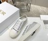 Женские текстильные кроссовки Christian Dior 2022-2023 белые с камушками
