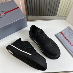 Мужские кроссовки Prada 2022-2023 черные