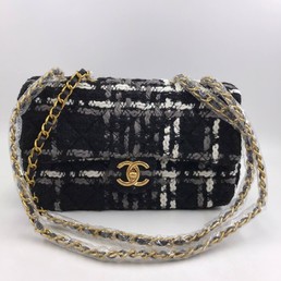 Женская текстильная сумка Chanel 2022-2023 черная с белым 25х15