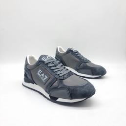 Мужские кожаные кроссовки Emporio Armani 2022-2023 серые