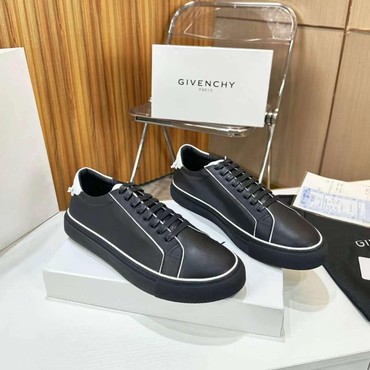 Мужские кожаные кроссовки Givenchy 2022-2023 черные с белым