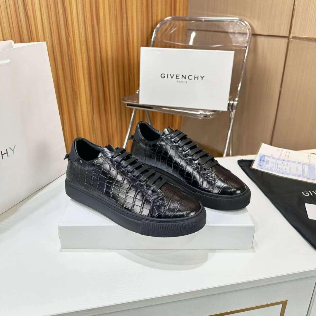 Мужские кожаные кроссовки Givenchy 2022-2023 черные