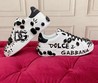 Женские кожаные кроссовки Dolce & Gabbana 2022-2023 белые с черным и камнями