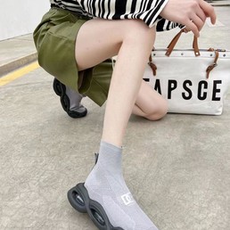 Женские кроссовки Dolce & Gabbana 2022-2023 высокие серые с черной подошвой