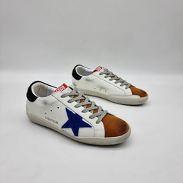 Женские кроссовки Golden Goose 2022-2023 белые с коричневым и черной звездой