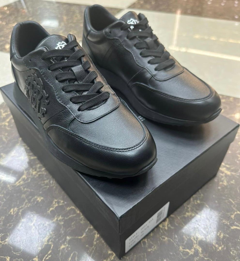 Мужские кожаные кроссовки Roberto Cavalli 2022-2023 черные