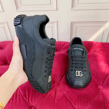 Женские кожаные кроссовки Dolce & Gabbana 2022-2023 черные