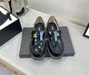 Женские кожаные лоферы Chanel 2022-2023 черные