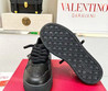 Женские кожаные кроссовки Valentino Garavani 2023-2024 черные
