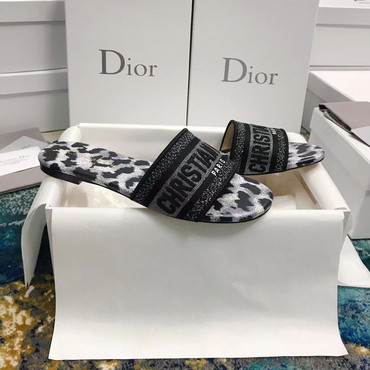Женские текстильные шлепанцы Christian Dior 2022-2023 серые леопардовые