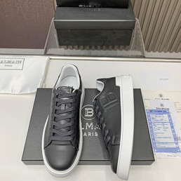 Мужские кожаные кроссовки Balmain 2022-2023 серые