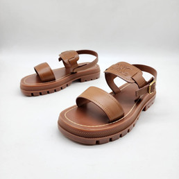 Женские кожаные босоножки Celine 2022-2023 коричневые