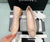 Женские кожаные балетки Chanel 2022-2023 бежевые