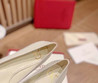 Женские кожаные туфли Valentino 2022-2023 белые