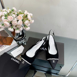 Женские замшевые туфли Chanel 2022-2023 черные