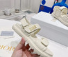 Женские кожаные босоножки Christian Dior 2022-2023 белые