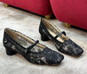Женские кожаные туфли Christian Dior 2022-2023 бежевые с ажурным текстилем