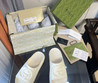 Женские полиуретановые шлепанцы Gucci 2022-2023 белые