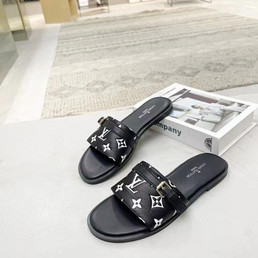 Женские кожаные шлепанцы Louis Vuitton 2022-2023 черные с белым
