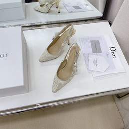 Женские текстильные туфли Christian Dior 2022-2023 белые с бежевым ажурным орнаментом