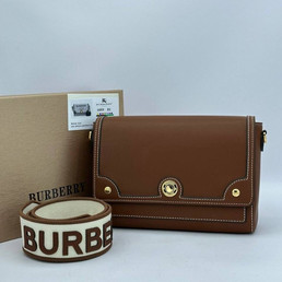Женская кожаная сумка Burberry 25х17 коричневая