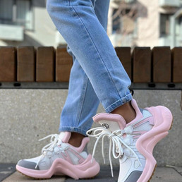 Женские комбинированные кроссовки Louis Vuitton Archlight 2022-2023 белые с розовым